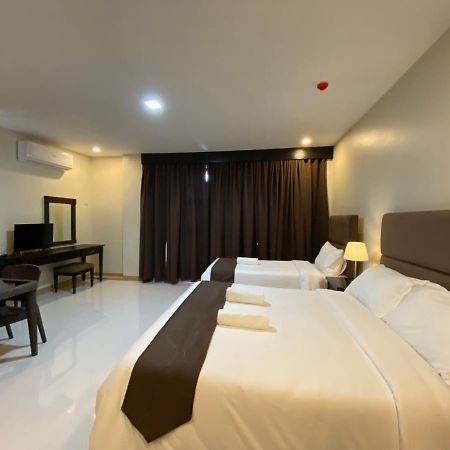 Hotel Eight Breeze Baclayon Esterno foto