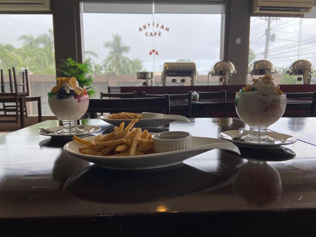 Hotel Eight Breeze Baclayon Esterno foto