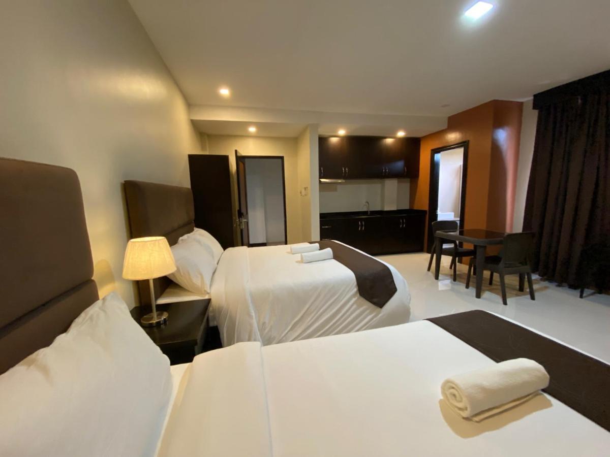 Hotel Eight Breeze Baclayon Esterno foto