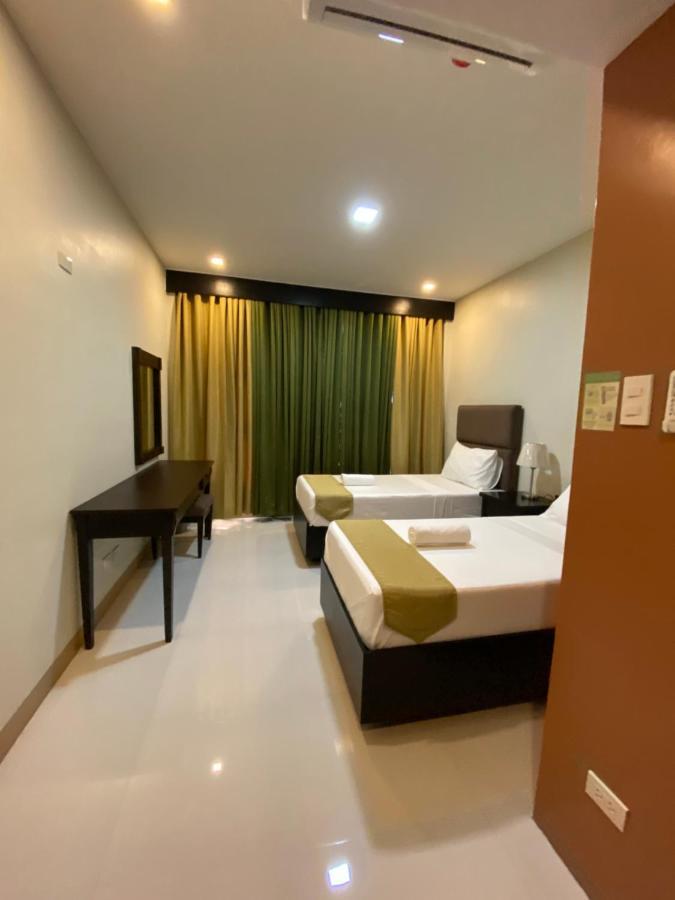 Hotel Eight Breeze Baclayon Esterno foto