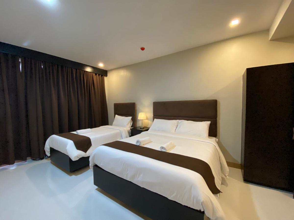 Hotel Eight Breeze Baclayon Esterno foto